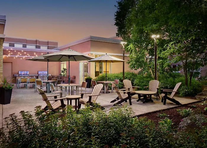 Towneplace Suites By Marriott Mississauga-Airport Corporate Centre